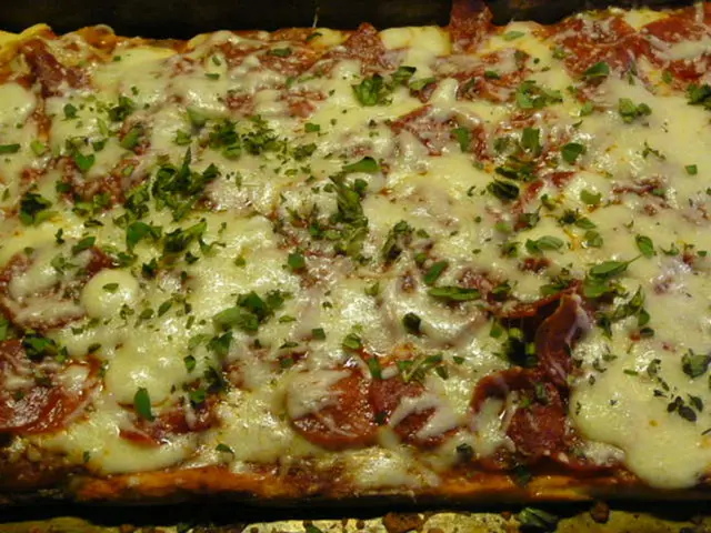 Moldy Food: A Question of Risk or Pleasure?