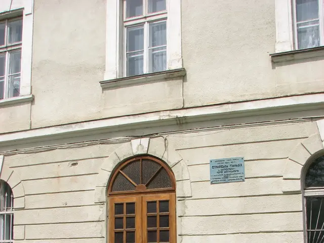 Daily Walking of 7,000 Steps Lowers Health Risks, According to The Lancet