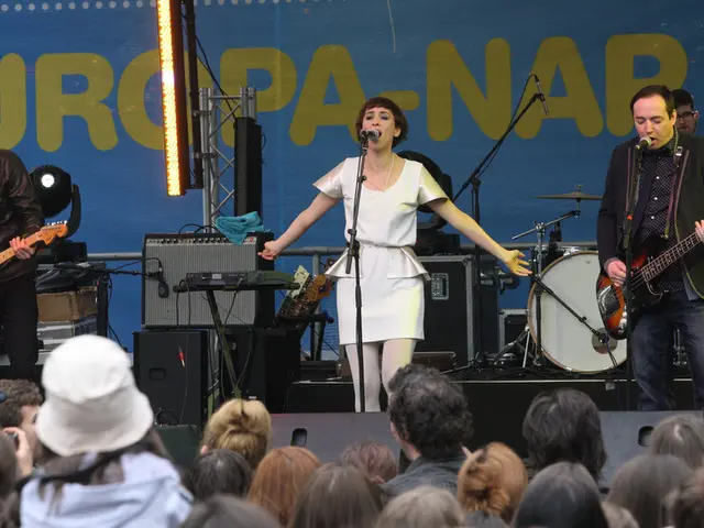 Behind-the-Scenes Insights into the Major Players Shaping Today's Music Industry!