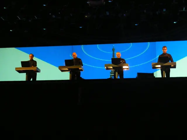 Thousands Embrace Unpaid Four-Day Workweek, Reporting Positive Outcomes