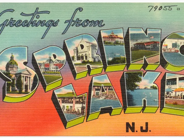 Struggling Gaza Family's Daily Fight for Existence Amidst Hunger and Heat, Despair Deepens