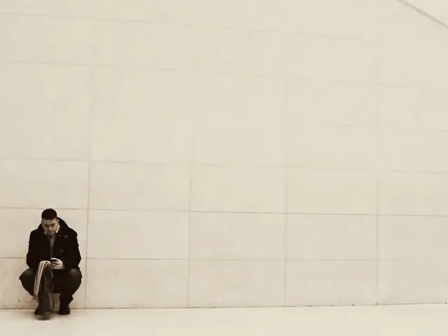 Utilize a four-step strategy from this coach to overcome difficulty performing full squats