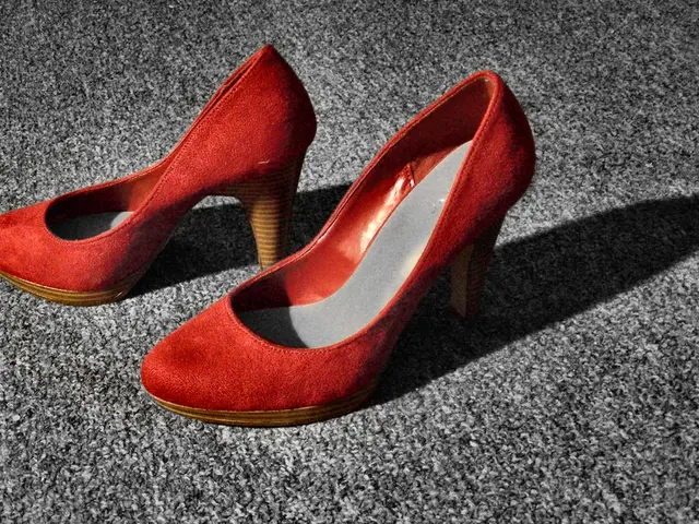 Peeling bottom of feet, absent of itchiness: 5 feasible reasons explored