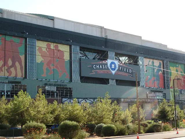 Six-year-old child confronted and bitten by coyote during a softball match in Southern California