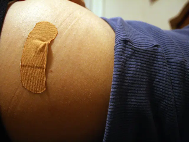 Home Wound Cleaning Guidelines and Medical Attention Indicators