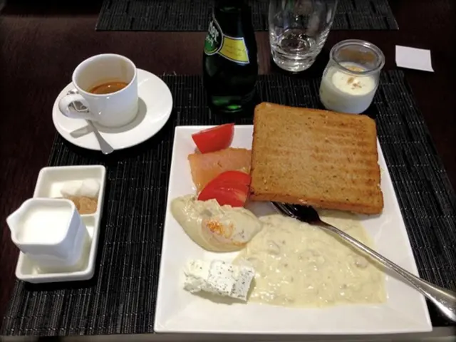 Ways to Boost Dopamine Naturally and Symptoms of Dopamine Deficiency