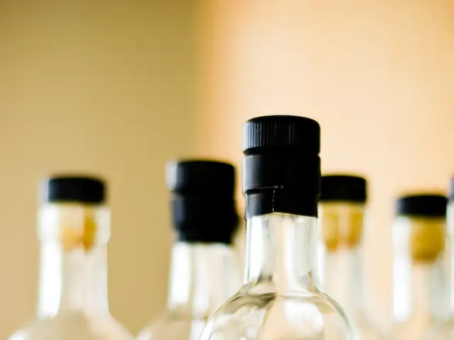 Effects and tips on maintaining healthy skin when combining Botox and alcohol use