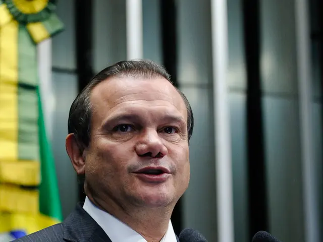 Actor Val Kilmer Eagerly Pursued a Role in Top Gun's Sequel Despite His Loss of Speech