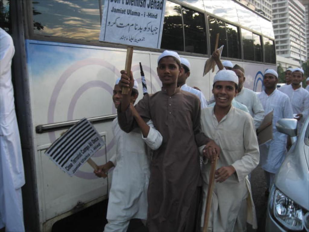 Protecting Cognitive Health: Adopting Mediterranean Diet and Active Lifestyle as Potential Defenses